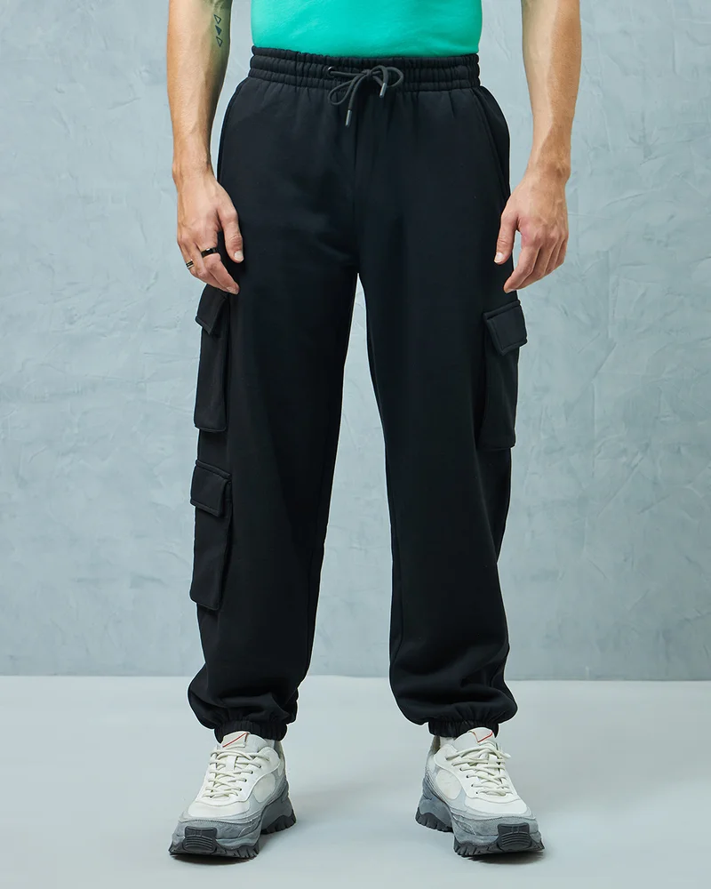 بيواكوف Men's Black Super Loose Fit Brushed Cargo Joggers